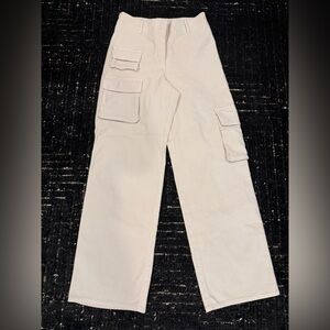 Wilfred Free Aritzia Cream Cargo Pants High Rise Straight Leg Utility Size 8